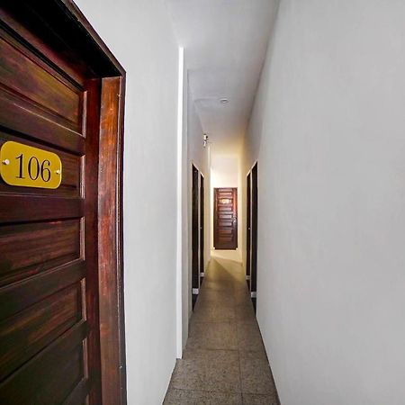 Oyo 91211 Mega Comfort Guest House Медан Екстериор снимка