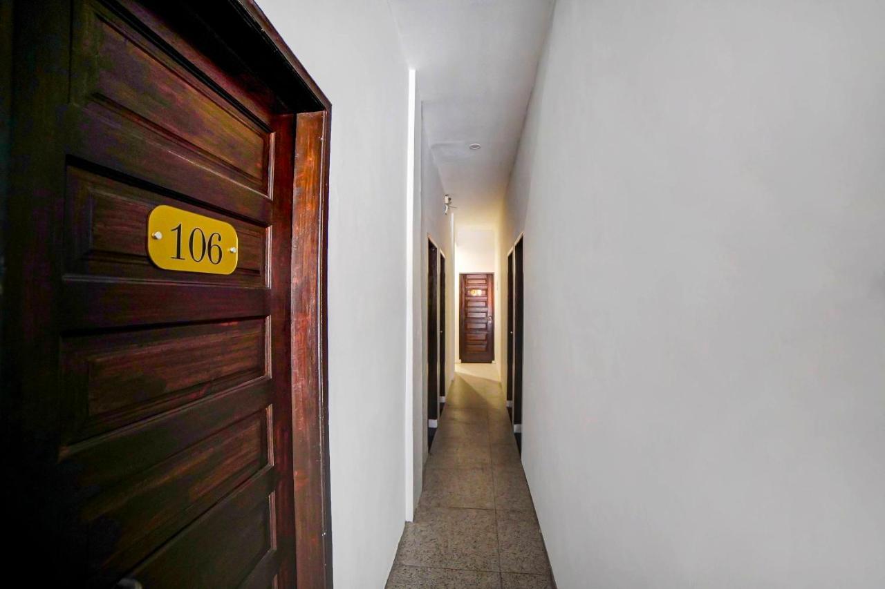 Oyo 91211 Mega Comfort Guest House Медан Екстериор снимка